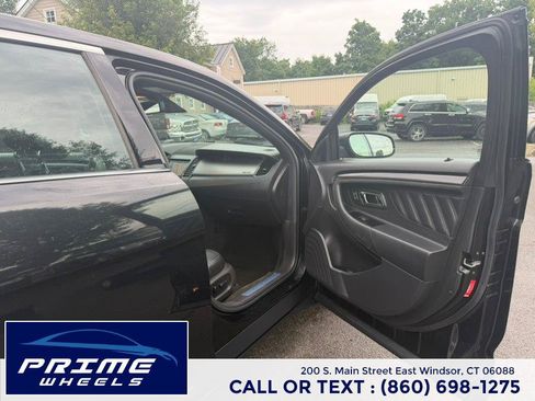 Used 2014 Ford Taurus SHO w/ Equipment Group 401A AWD/4WD image 17