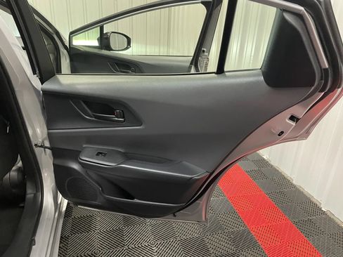 Used 2025 Toyota Prius LE FWD image 38