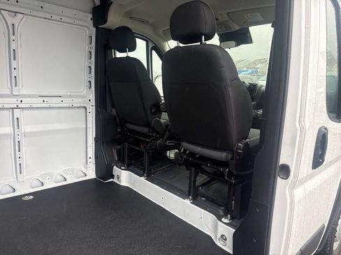 Used 2024 RAM ProMaster 2500 FWD image 29
