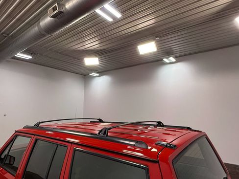 Used 1994 Jeep Cherokee Country AWD/4WD image 43