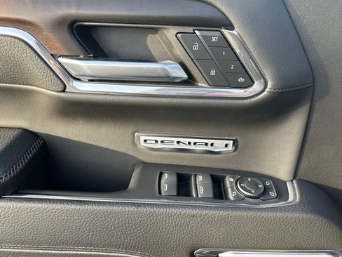 Certified 2024 GMC Sierra 1500 Denali image 10