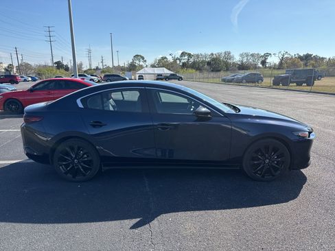 Used 2025 MAZDA MAZDA3 s image 8