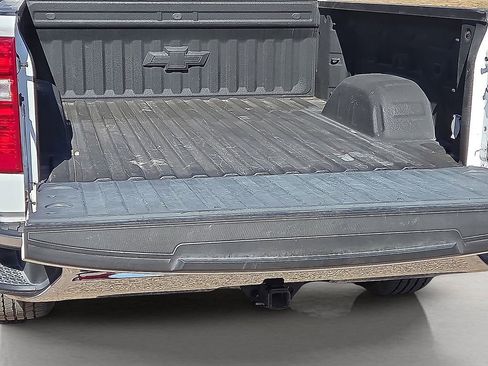 Used 2021 Chevrolet Silverado 1500 LT w/ Texas Edition Plus image 15