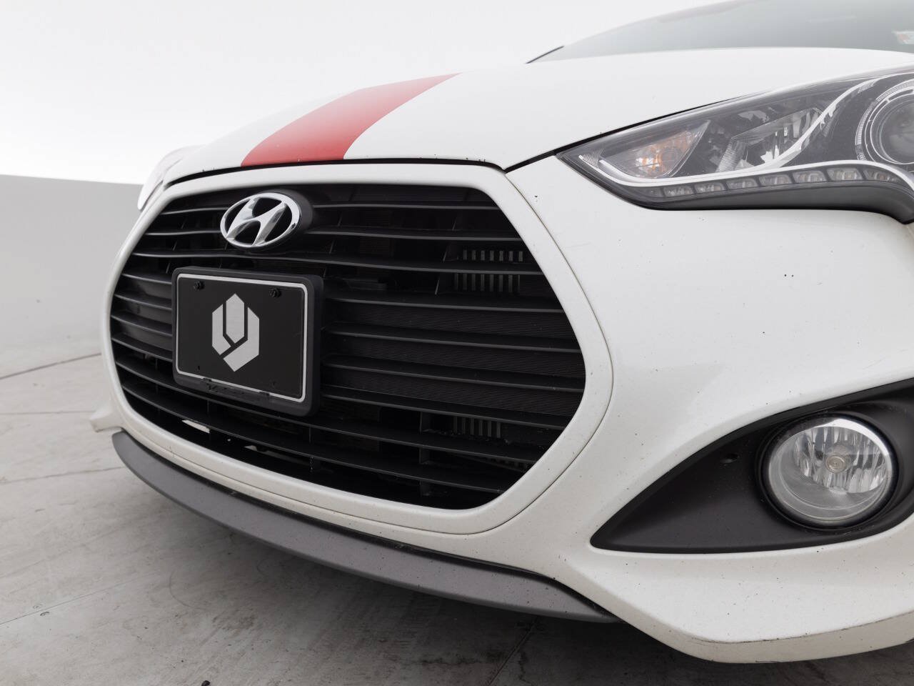 Used 2015 Hyundai Veloster Turbo w/ Option Group 04 FWD image 15