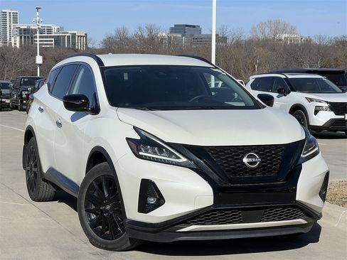 Certified 2023 Nissan Murano SV w/ SV Midnight Edition Package image 2