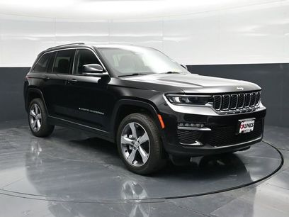 Used 2022 Jeep Grand Cherokee Limited w/ Trailer Tow Prep Group (B)