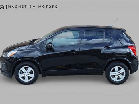 Used 2020 Chevrolet Trax LS w/ Tint and Cruise Package image 3