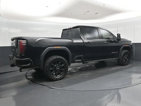 Used 2024 GMC Sierra 2500 AT4 w/ AT4 Premium Plus Package AWD/4WD image 28