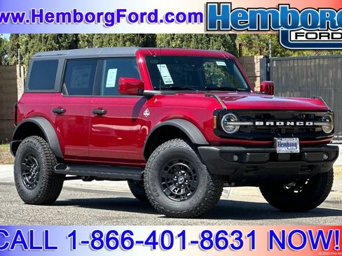 New 2026 Ford Bronco Outer Banks w/ Sasquatch Package AWD/4WD image 1
