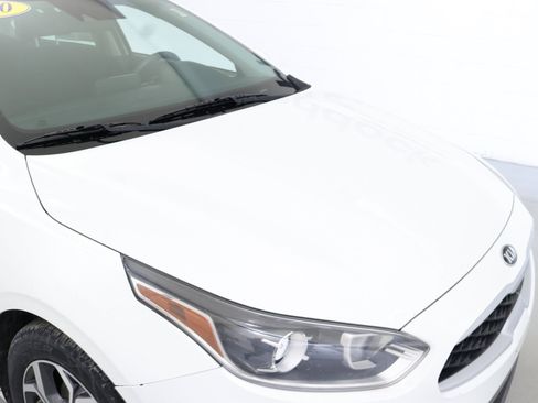 Used 2020 Kia Forte LXS image 11
