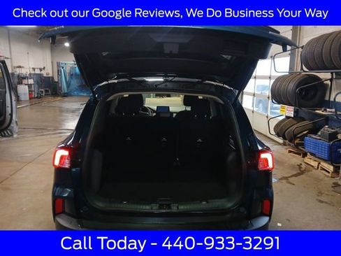 Used 2020 Ford Escape SE image 35