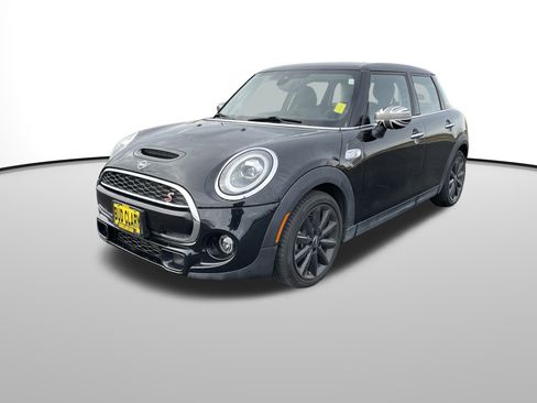 Used 2020 MINI Cooper S image 9