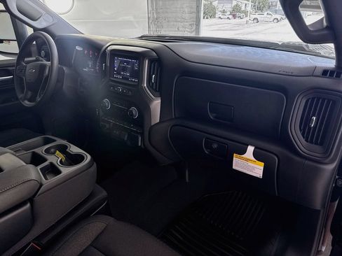 New 2026 Chevrolet Silverado 2500 Custom w/ Custom Value Package AWD/4WD image 28