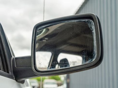 Used 2015 RAM 2500 Tradesman w/ Chrome Appearance Group image 13