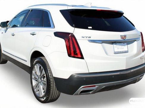 Used 2025 Cadillac XT5 Premium Luxury image 7