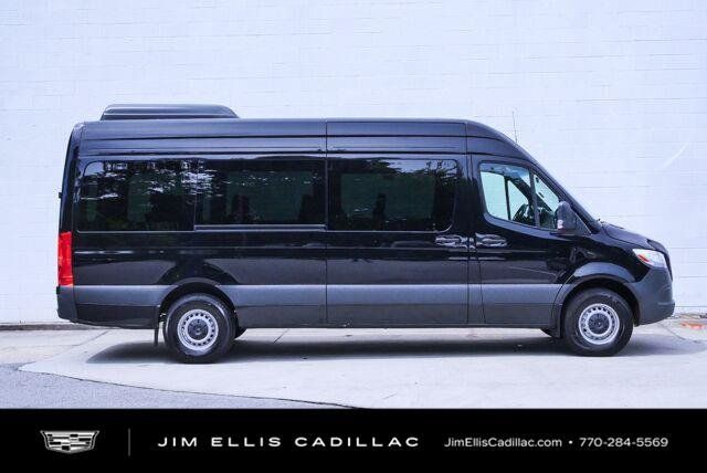 Used 2025 Mercedes-Benz Sprinter 2500 image 2