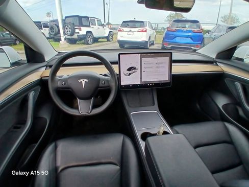 Used 2021 Tesla Model 3 Long Range AWD/4WD image 24