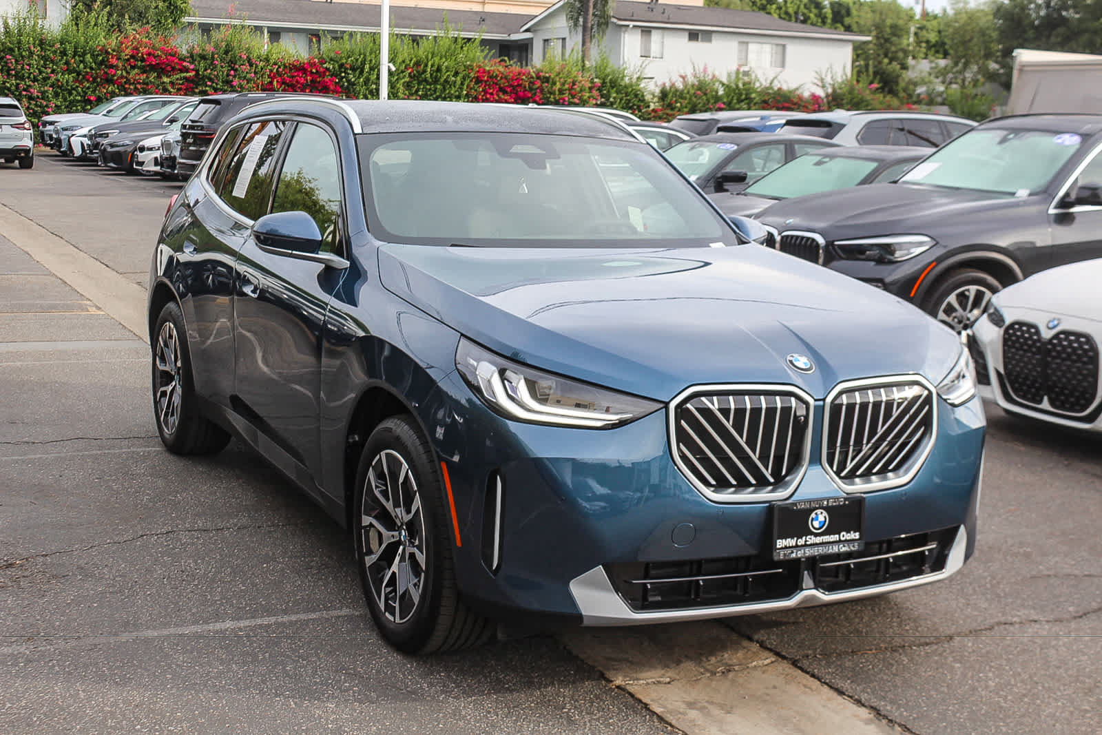 Used 2026 BMW X3 xDrive30i w/ Premium Package AWD/4WD image 5