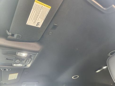 Used 2024 GMC Yukon Denali AWD/4WD image 24