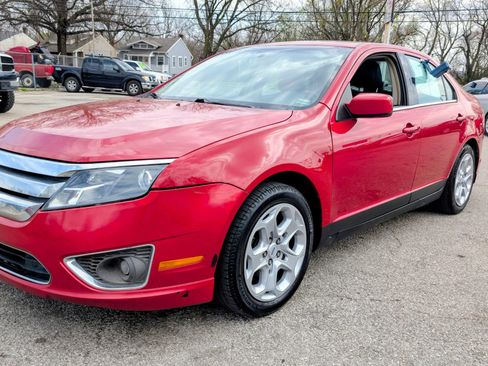 Used 2011 Ford Fusion SEL FWD image 3