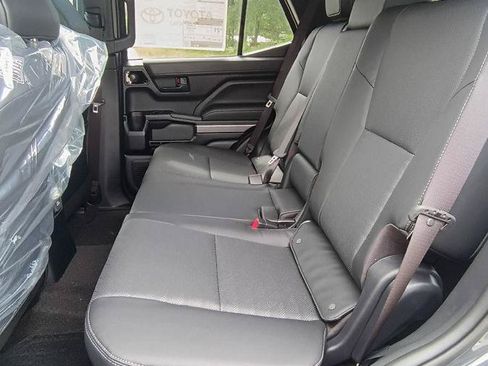 Used 2026 Toyota 4Runner TRD Off-Road Premium AWD/4WD image 13