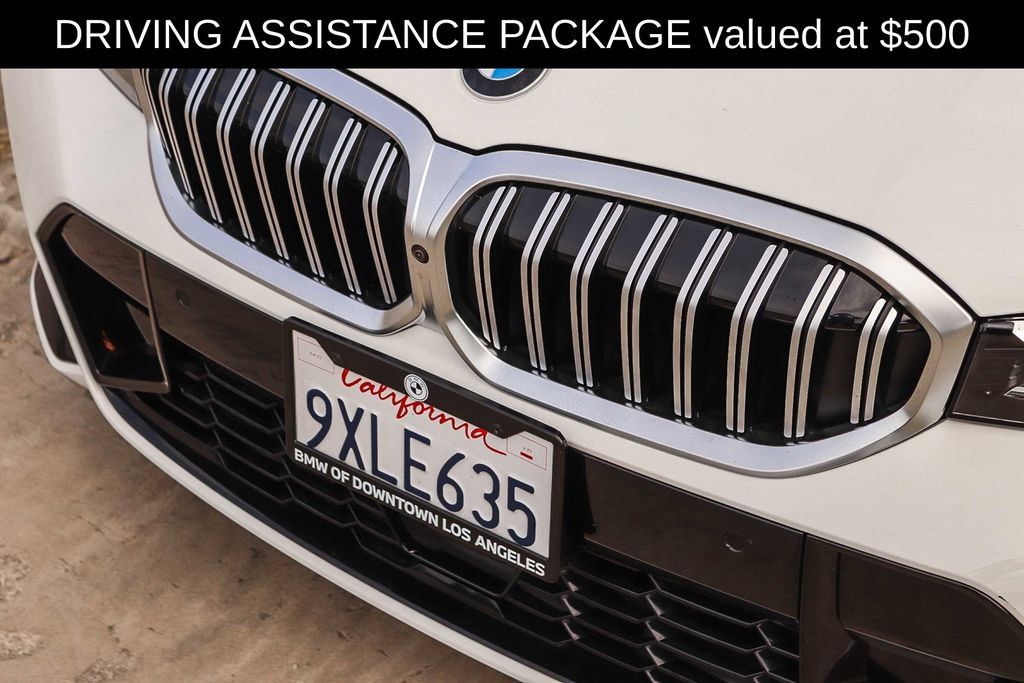 Used 2026 BMW 330i Sedan w/ M Sport Package RWD image 10