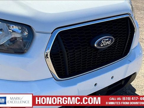 Used 2024 Ford Transit 350 XLT RWD image 28