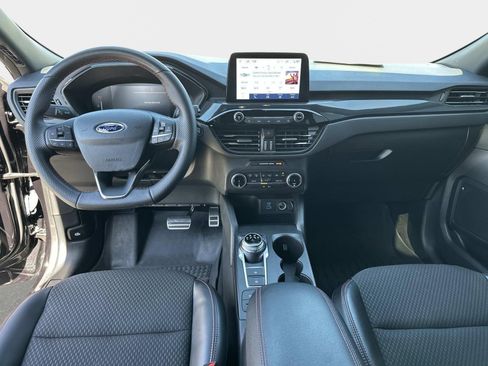 Used 2023 Ford Escape ST-Line w/ Equipment Group 301A image 19