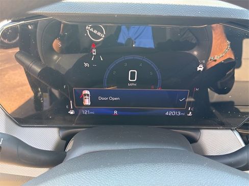 Used 2025 Chevrolet TrailBlazer LT image 28