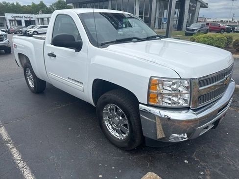 Used 2012 Chevrolet Silverado 1500 LT w/ Interior Plus Package AWD/4WD image 6