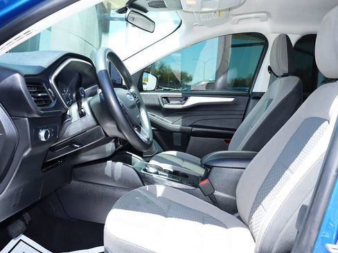 Used 2022 Ford Escape SE image 38