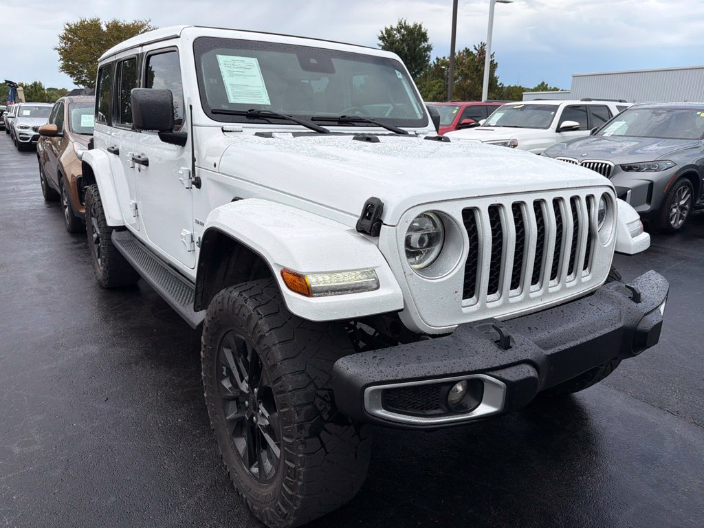 Used 2021 Jeep Wrangler Unlimited Sahara w/ Cold Weather Group AWD/4WD image 2