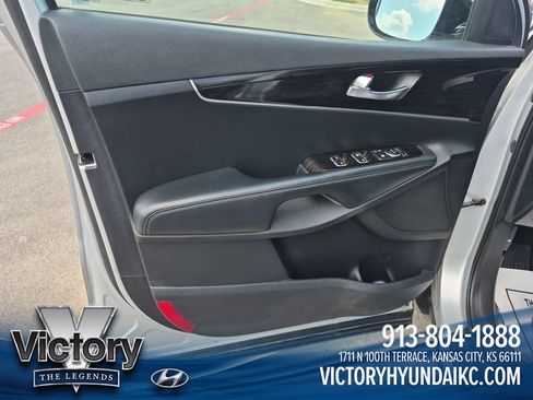 Used 2019 Kia Sorento L FWD image 10