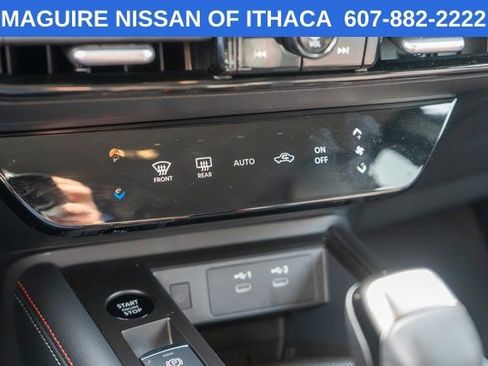Used 2025 Nissan Kicks SR AWD/4WD image 26