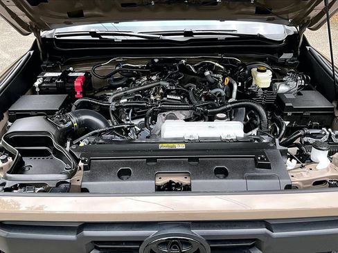 Used 2026 Toyota Tacoma TRD Sport AWD/4WD image 29