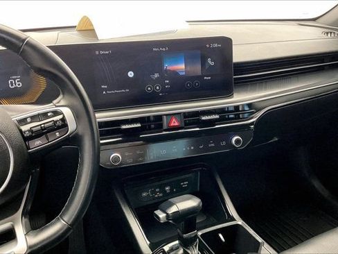 Used 2025 Kia K5 GT-Line w/ GT-Line Premium Package FWD image 5