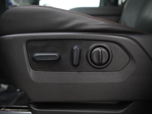 Used 2023 GMC Sierra 2500 AT4 w/ AT4 Premium Plus Package image 19