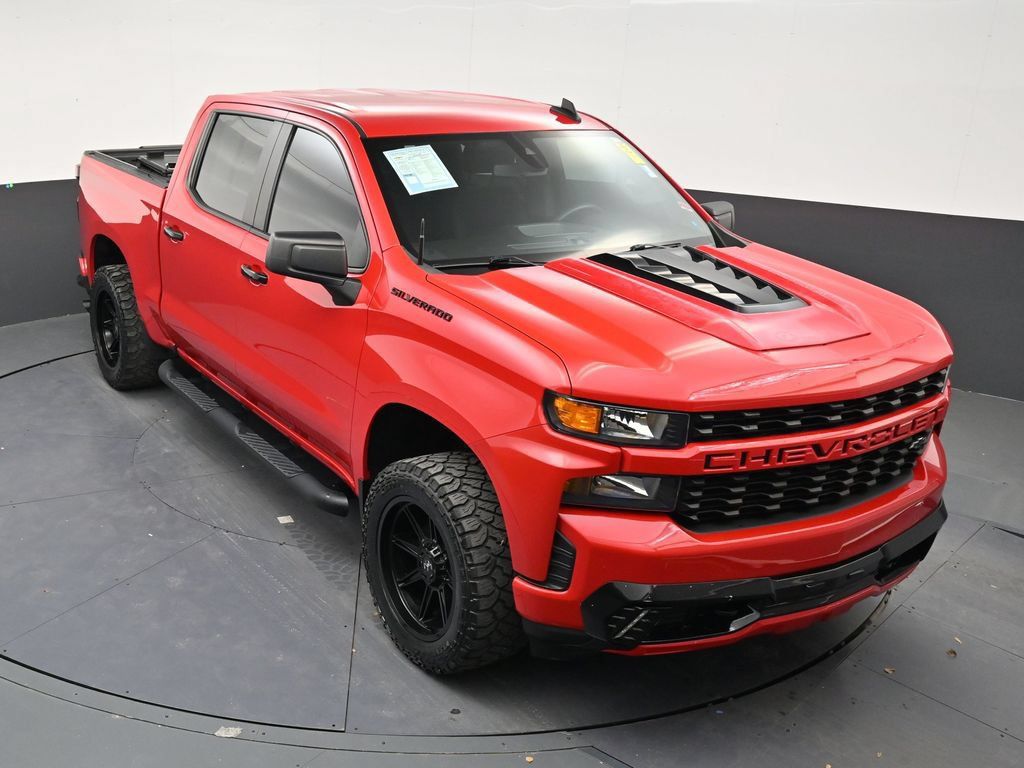 Used 2021 Chevrolet Silverado 1500 Custom w/ LPO, Blackout Package RWD image 18