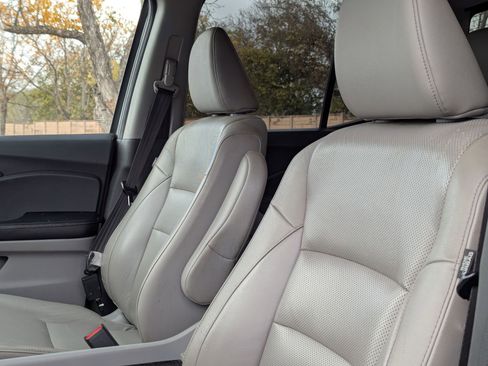 Used 2019 Honda Ridgeline RTL-E image 13