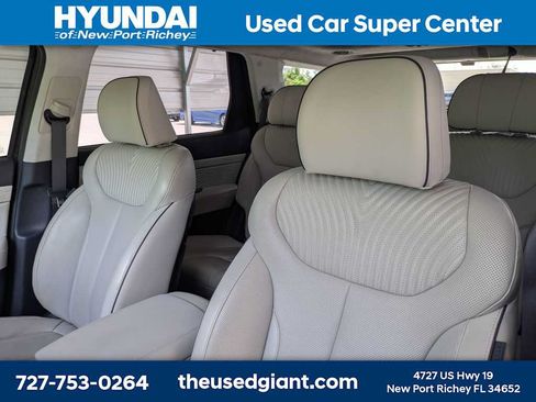 Used 2023 Hyundai Palisade Calligraphy FWD image 7