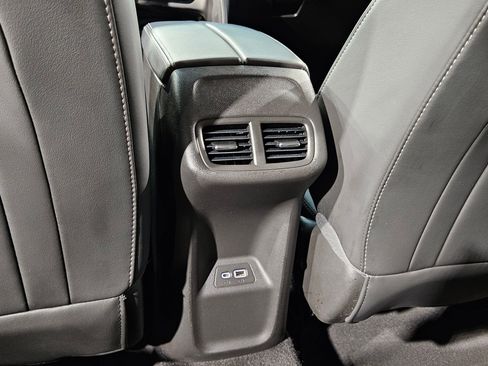 Used 2022 Buick Envision Preferred FWD image 36