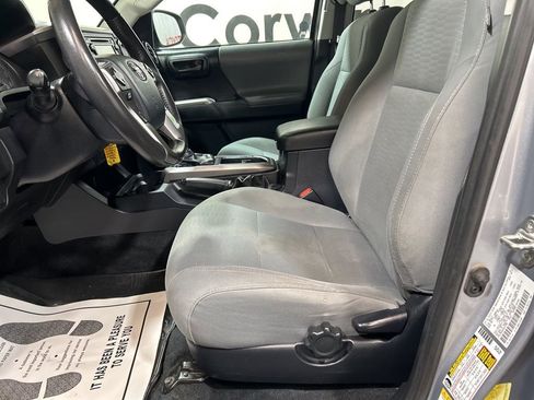 Used 2019 Toyota Tacoma image 22