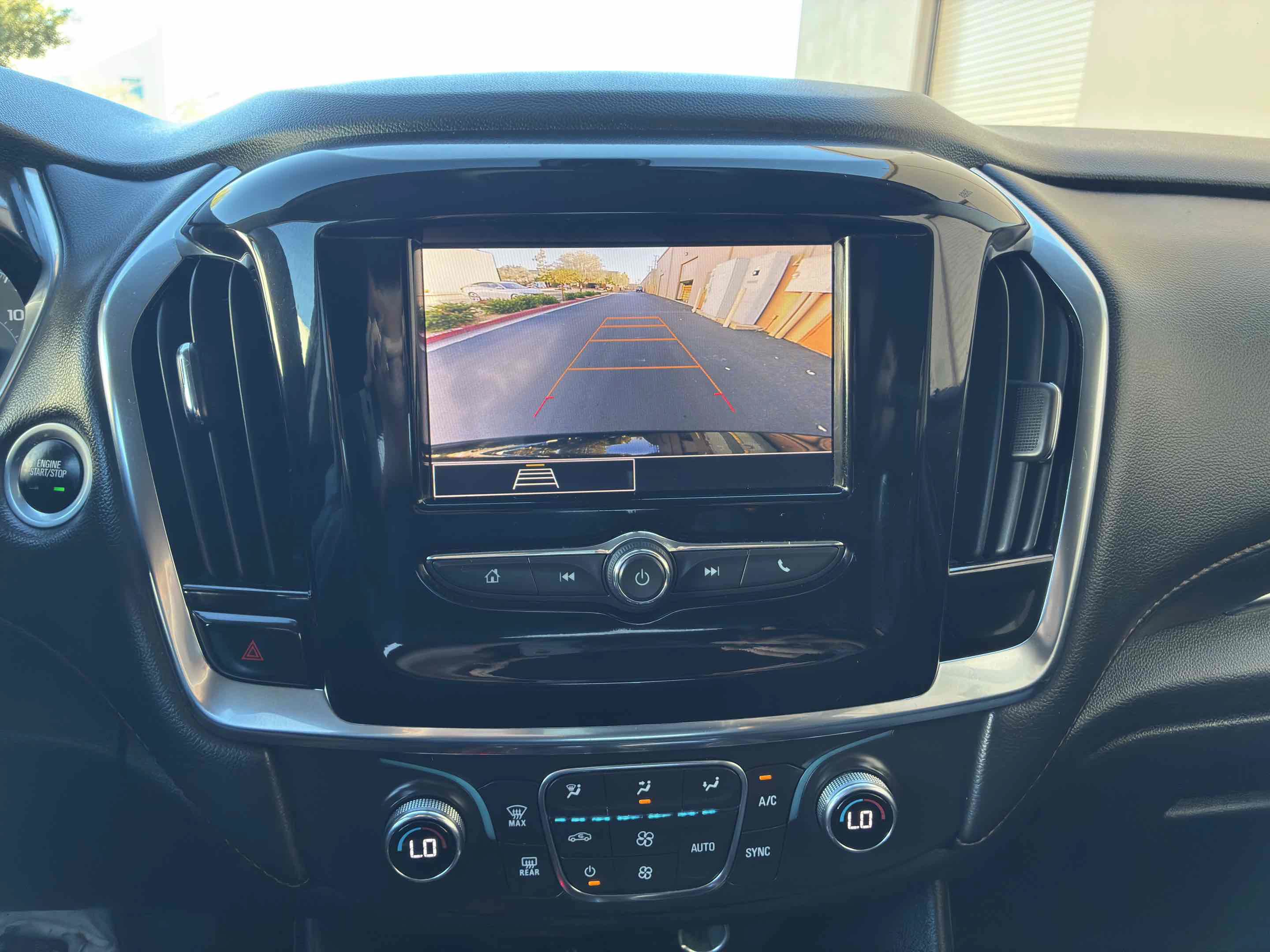 Used 2021 Chevrolet Traverse LS w/ LPO, Black Accent Package FWD image 27
