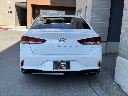 Used 2018 Hyundai Sonata SE w/ Cargo Package FWD image 4