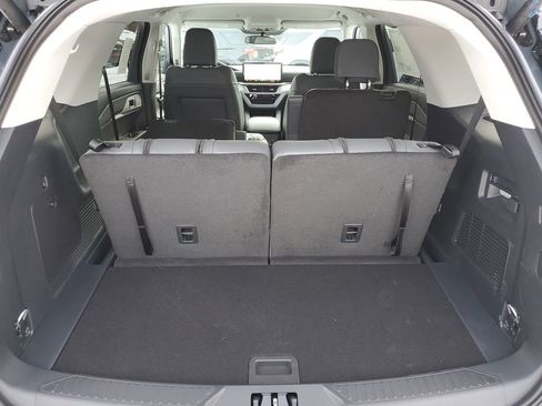 New 2026 Ford Explorer Active w/ Active Comfort Package image 33