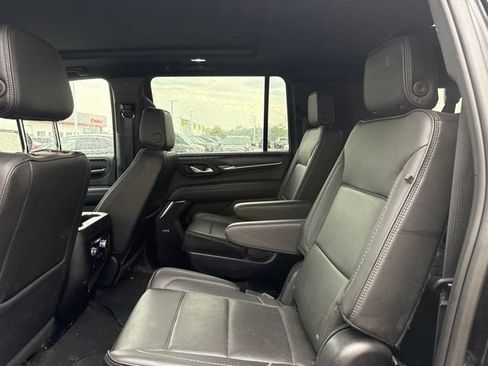 Used 2022 GMC Yukon XL Denali w/ Max Trailering Package AWD/4WD image 10