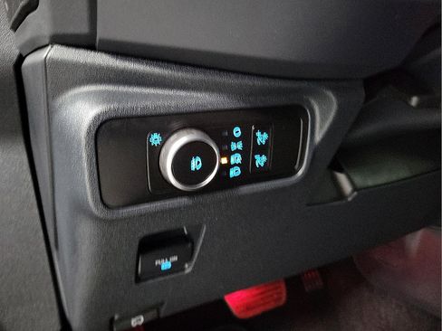 Used 2025 Ford Bronco Outer Banks AWD/4WD image 13