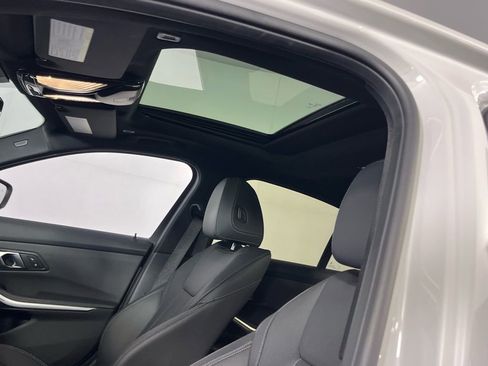 Used 2025 BMW 330i xDrive 330i xDrive image 25