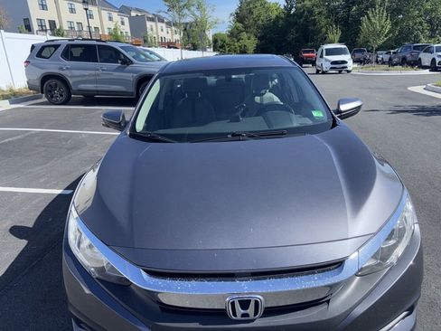 Used 2016 Honda Civic EX image 4