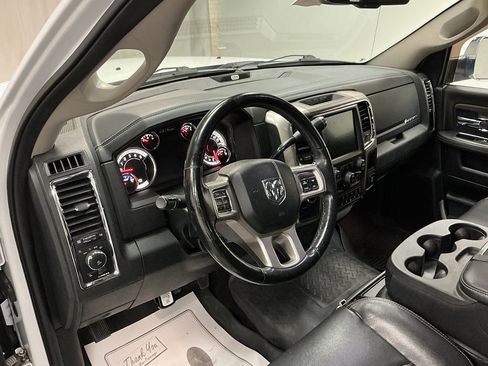 Used 2017 RAM 2500 Laramie AWD/4WD image 10